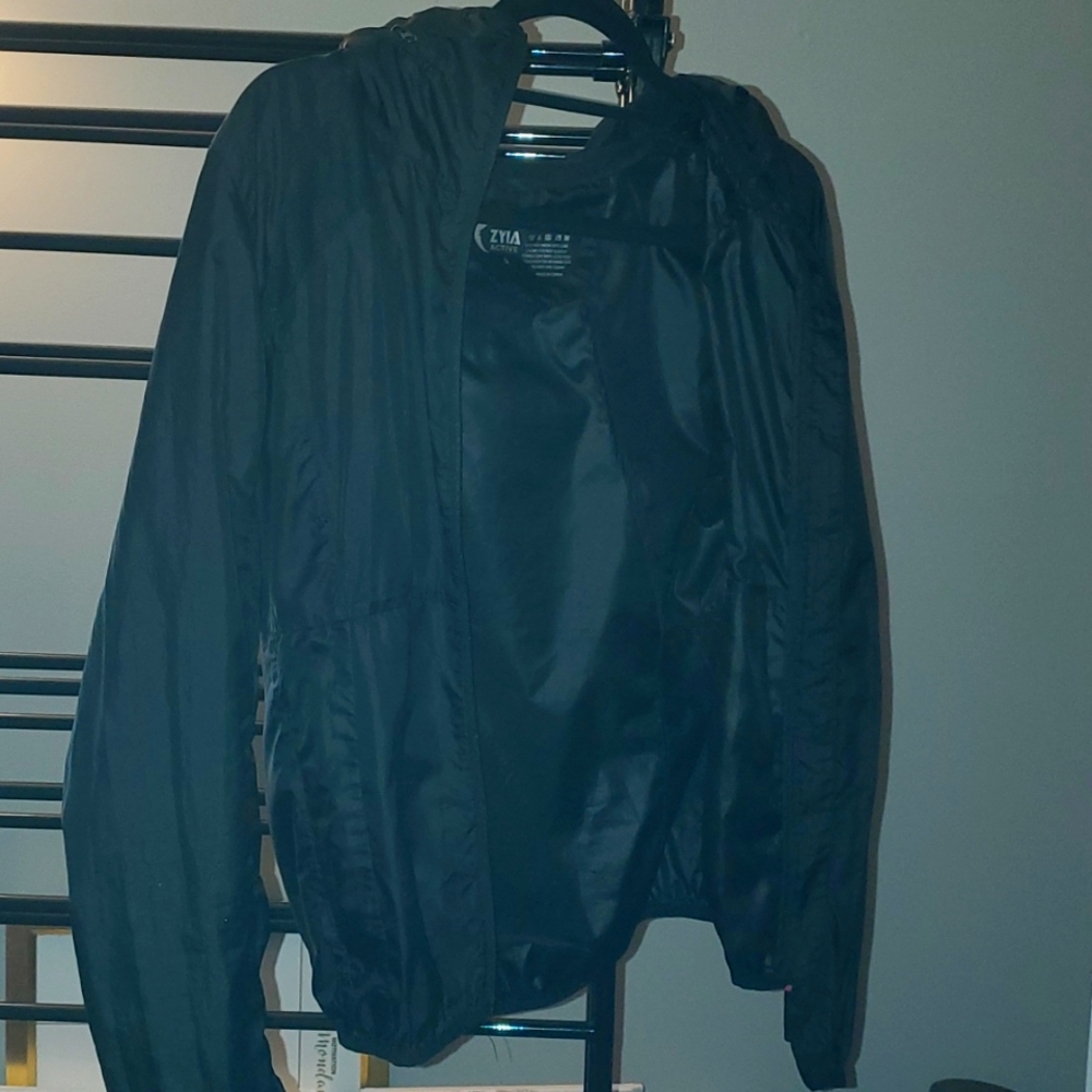 Zyia Active Windbreaker